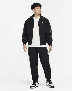 나이키 스포츠웨어 솔로 스우시 런닝화 맨즈 바람막이 자켓 FB8623-010