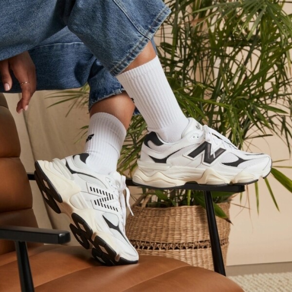 오픈마켓 우리들쇼핑,뉴발란스 9060 스포츠화 런닝화 커플화 화이트 운동화 U9060AAB