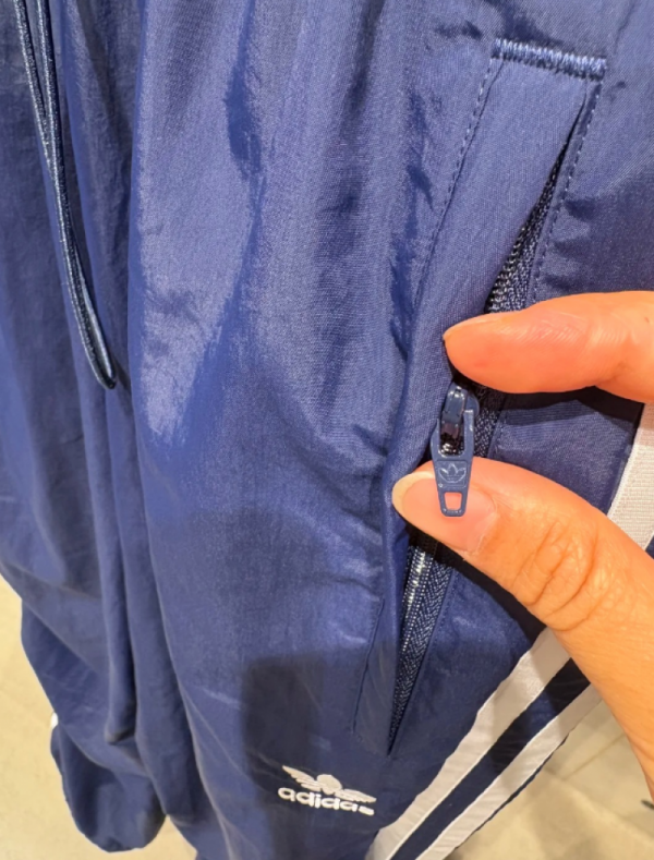 오픈마켓 우리들쇼핑,아디다스 3S 삼선 스포츠웨어 우븐 파라슈트 트랙 우먼스 팬츠 KF9614