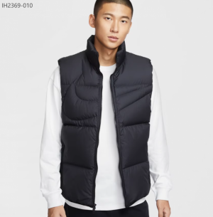 나이키 스포츠웨어 클럽 맨즈 써마 핏 루즈 베스트 IH2369-010