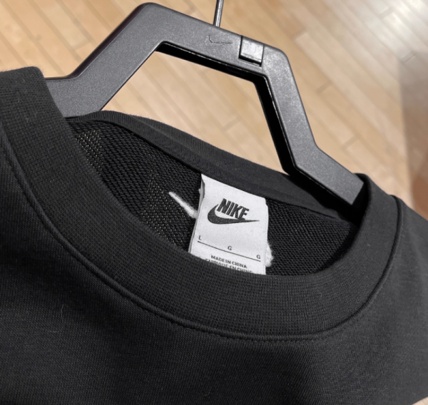 오픈마켓 우리들쇼핑,나이키 트레이닝 런닝화 맨즈 풀오버 맨투맨 IB8233-010