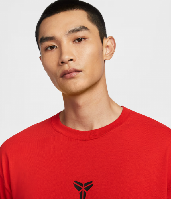 오픈마켓 우리들쇼핑,나이키 코비 이어 오브 맘바 맥스 90 캐주얼화 맨즈 맨투맨 티셔츠 IB0242-657