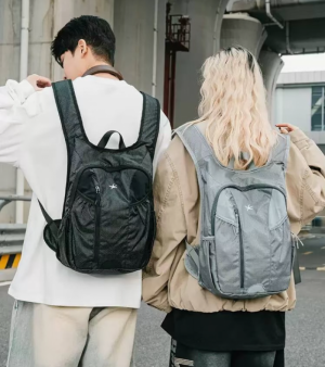 더콜디스트모먼트 스타피쉬 미니 로고 백팩