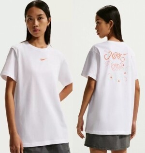 나이키 NIKE 스포츠웨어 클래식 여성 반팔 티셔츠 IR7561-100